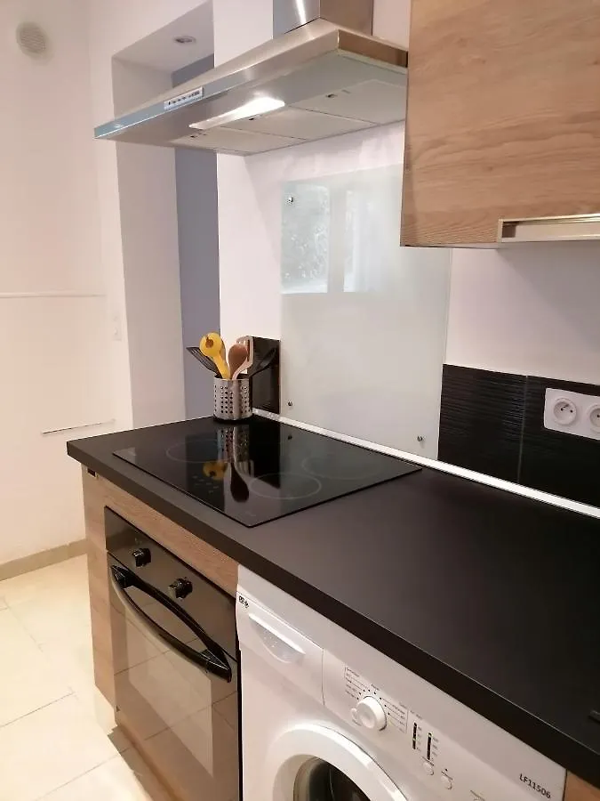 Apartment Appartement T2 Rez De Villa Proche Bord De Mer Le Pradet